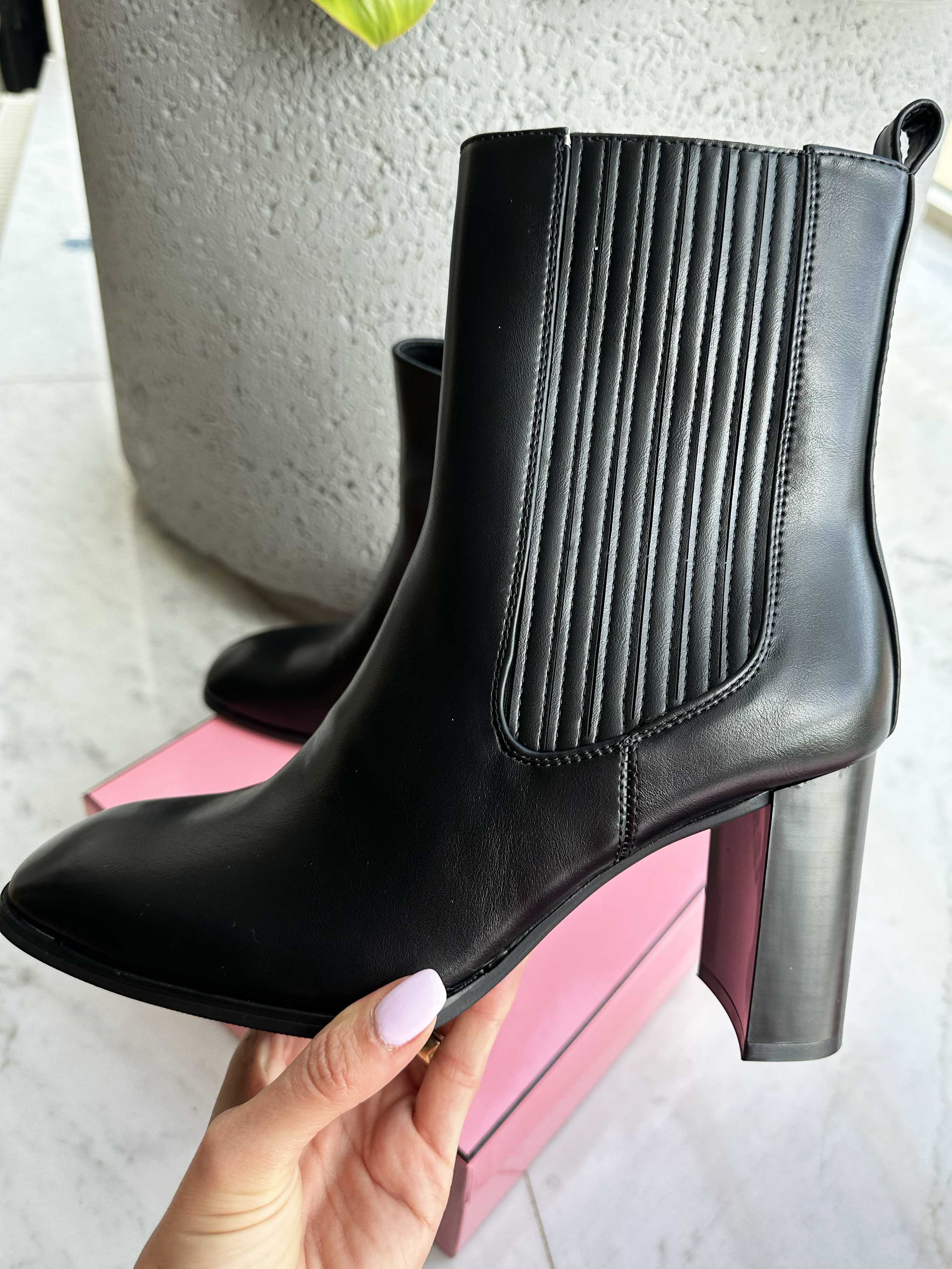 Gloria - Stilrene støvler med hæl